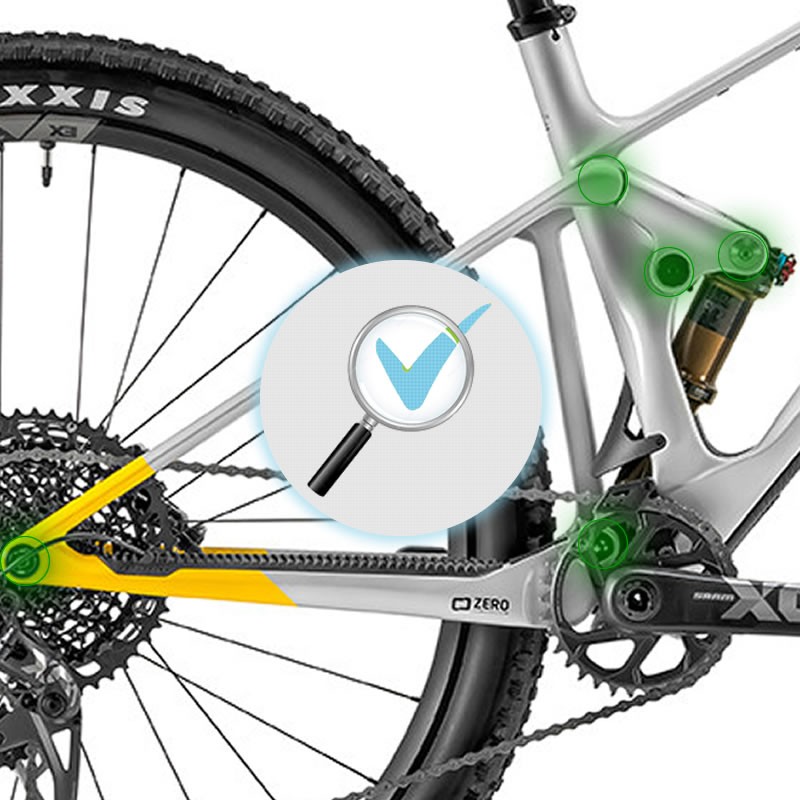 Contrôle jeu dans kit articulation du cadre d'un vélo tout suspendu