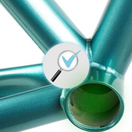 Contrôle de l'état du taraudage du boitier de pédalier d'un vélo