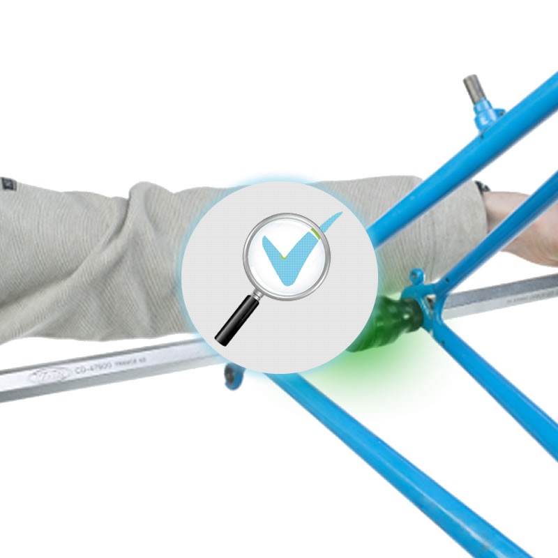 Contrôle alignement des pattes de cadres d'un vélo