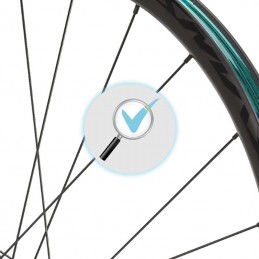 Contrôle des rayons d'une roue de vélo