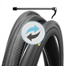 Echange d'un pneu de vélo tubetype monté sur roue avec axe rapide
