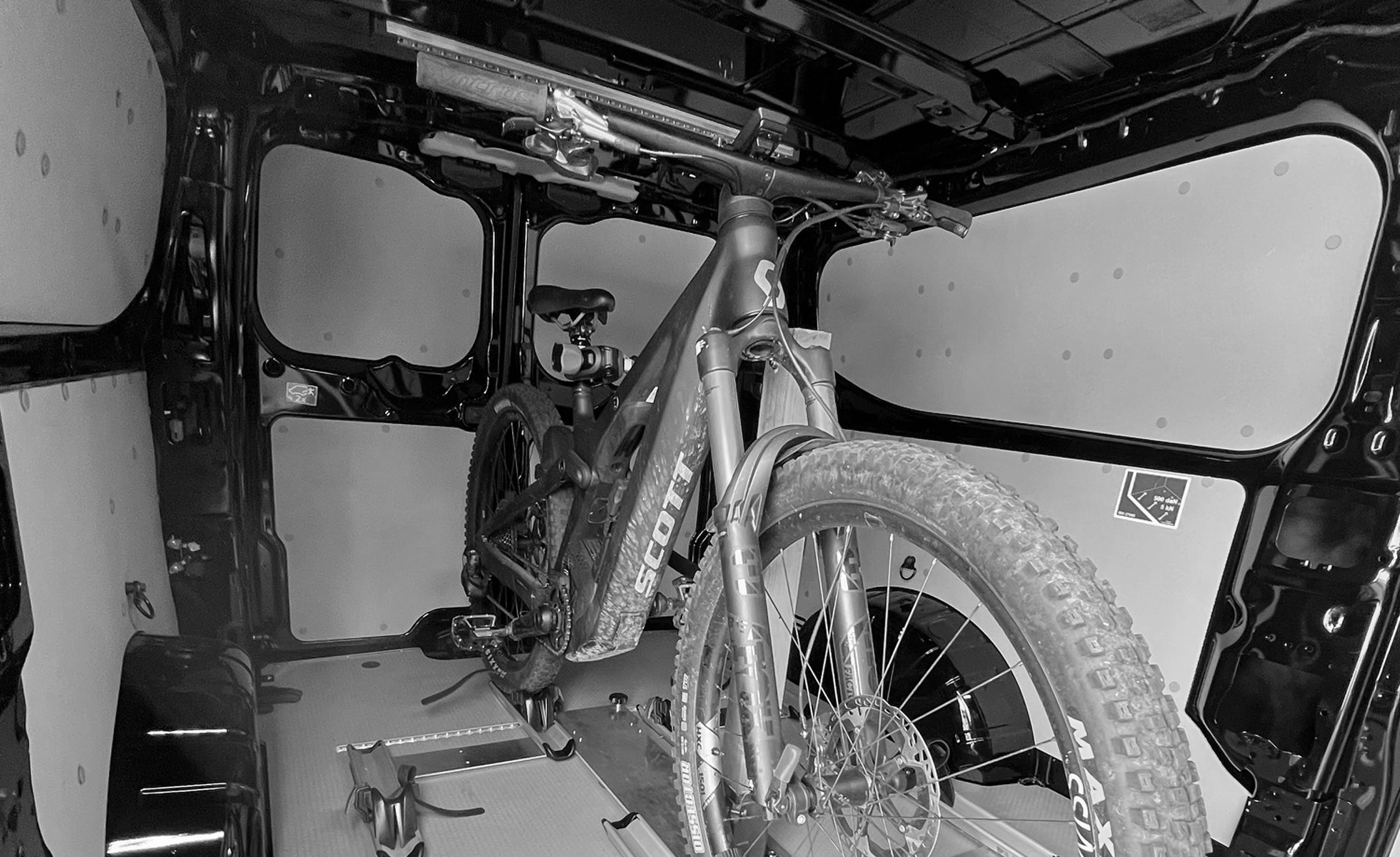 assistance remorquage velo tassin moovinbike